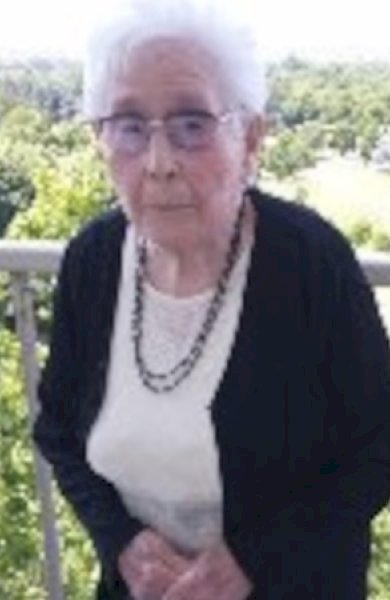 Necrologio di BENEDETTA MISCIOSCIA ved. MANGIONE