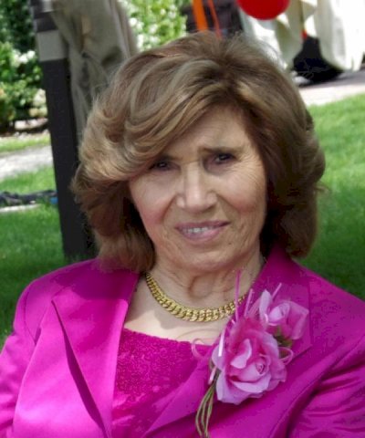 LUCIA MANTOVANI ved.  SPEDO